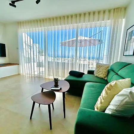 شقة Stylish Serenity Penthouse Retreat Is-Swieqi